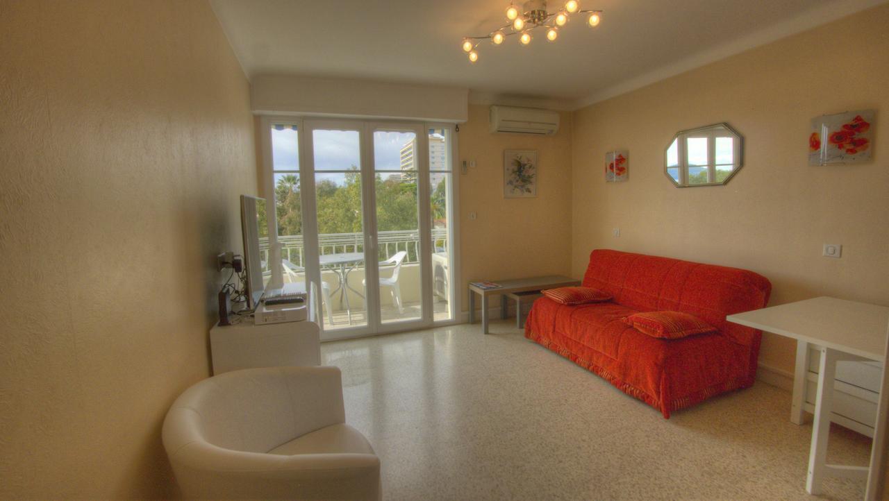Studio 3 Etoiles Vue Mer 150M Plages Parking Clim Wifi Cannes Luaran gambar
